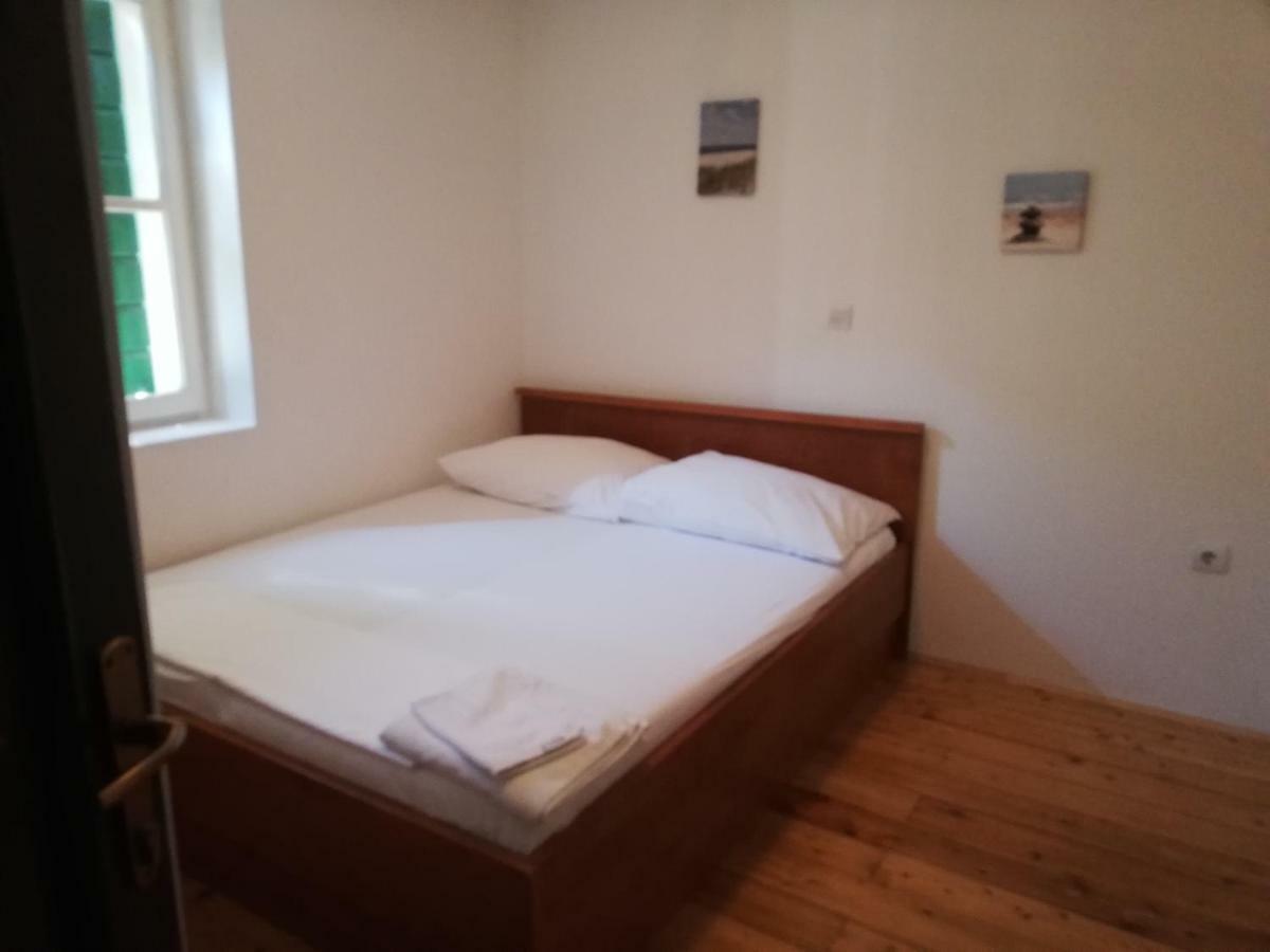 Apartman Marina Krvavica Exteriör bild