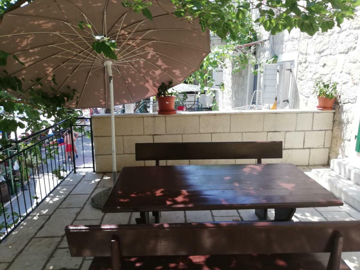 Apartman Marina Krvavica Exteriör bild